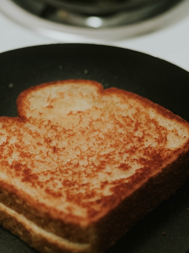 Grilled cheese sandwich for kids