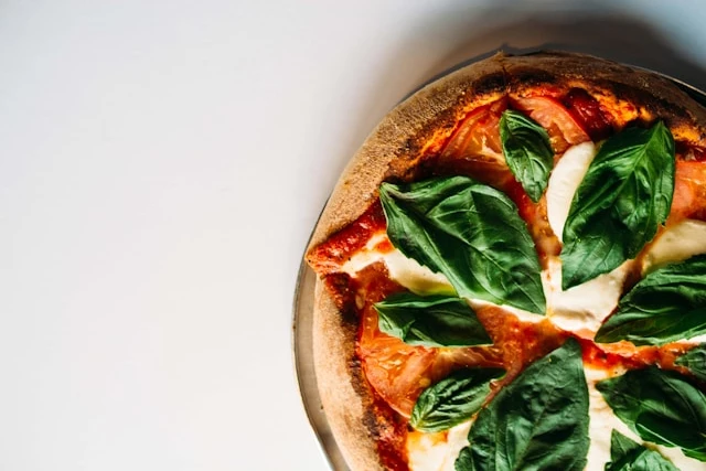 Rob’s Restaurant pizza specials in Brookville, Ohio