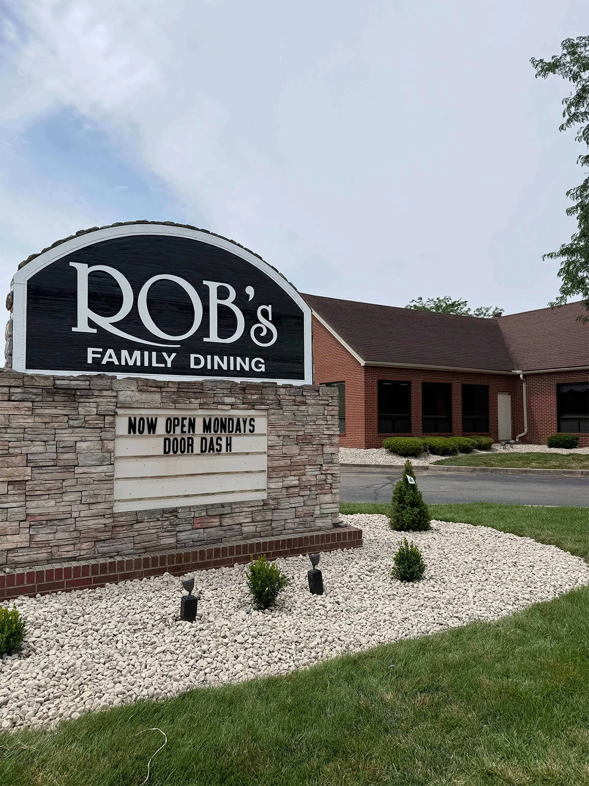 Rob’s Restaurant & Catering